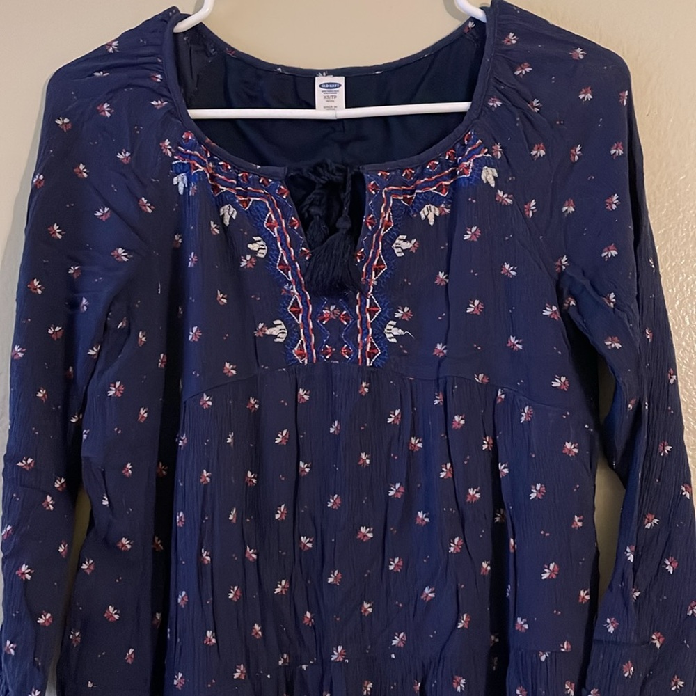 Old Navy Tops, size XS, color blue.